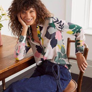 Biden the Silk Shirt, Milkshake Pressed Bloom Sz 8